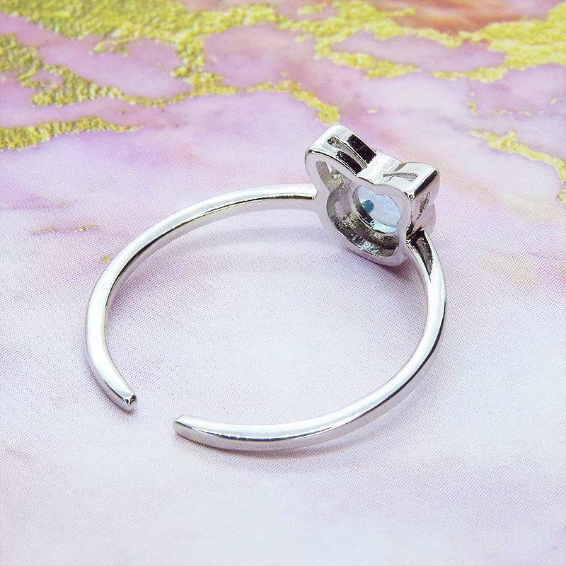 【再々販】猫耳モチーフの大人可愛いリング シルバー925PLD ブルージルコン フリーサイズ 調整可能