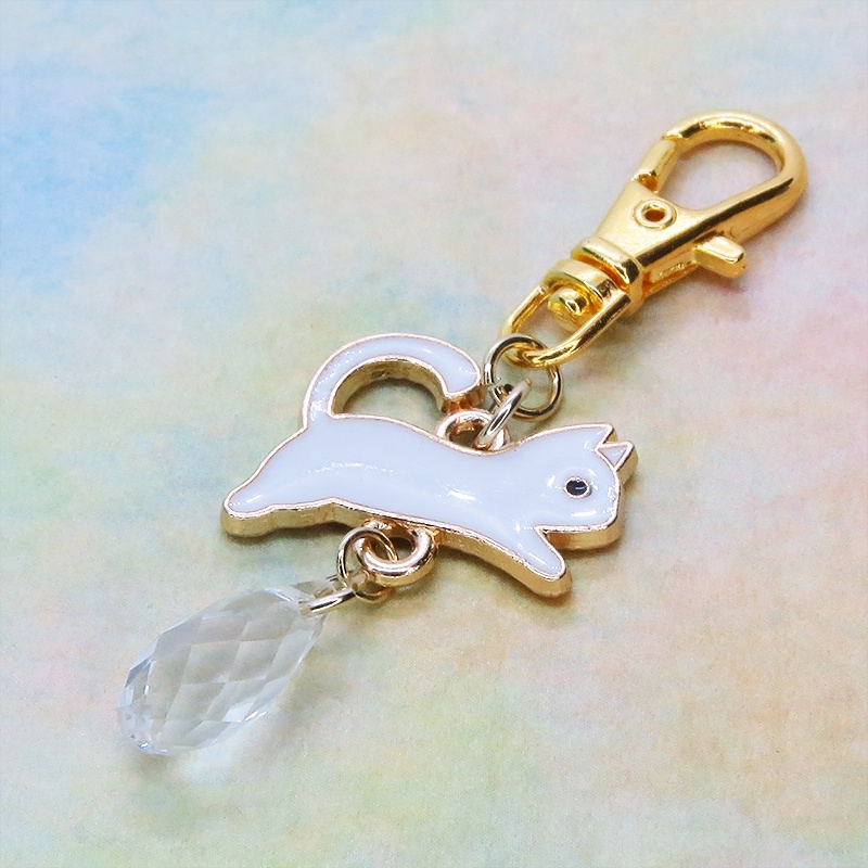 白猫モチーフとティアドロップガラス(クリスタルクリア)のかわいいファスナーチャーム キーホルダー マスクチャーム