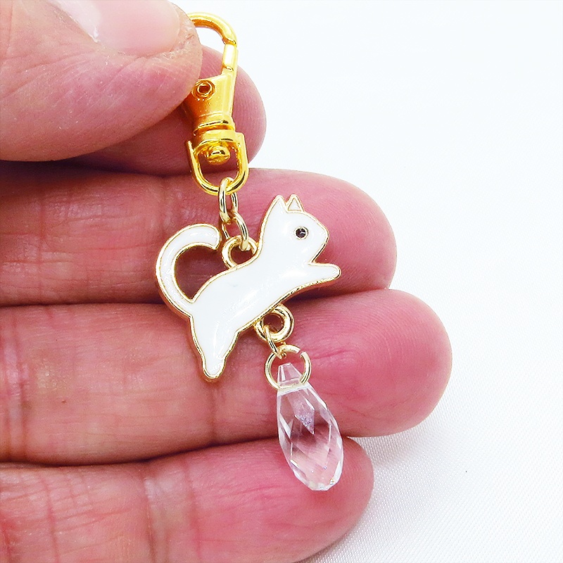 白猫モチーフとティアドロップガラス(クリスタルクリア)のかわいいファスナーチャーム キーホルダー マスクチャーム