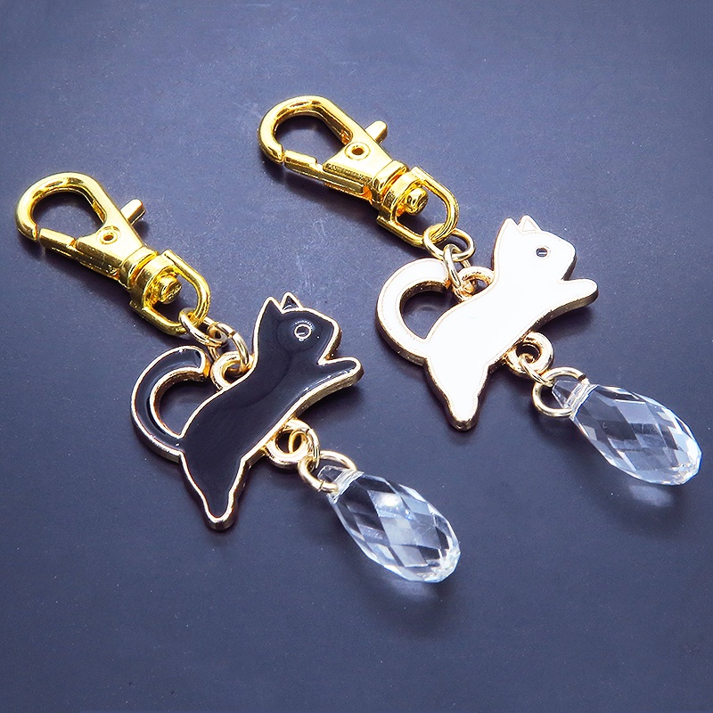 白猫モチーフとティアドロップガラス(クリスタルクリア)のかわいいファスナーチャーム キーホルダー マスクチャーム