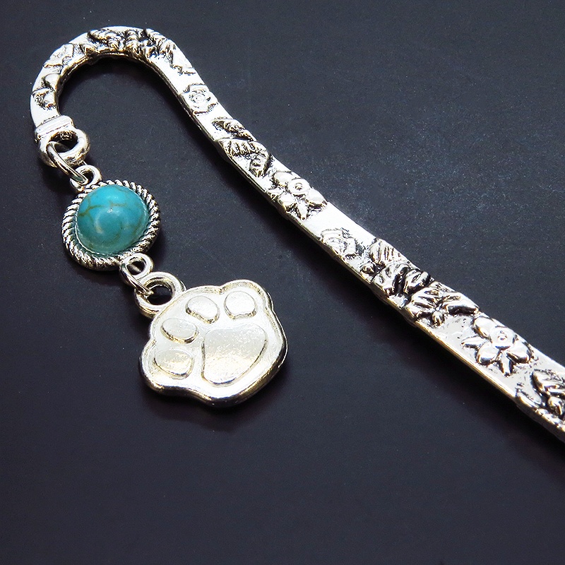 シルバーカラーの肉球とターコイズを組合せたブックマーカー 栞 しおり 花柄模様 猫 犬