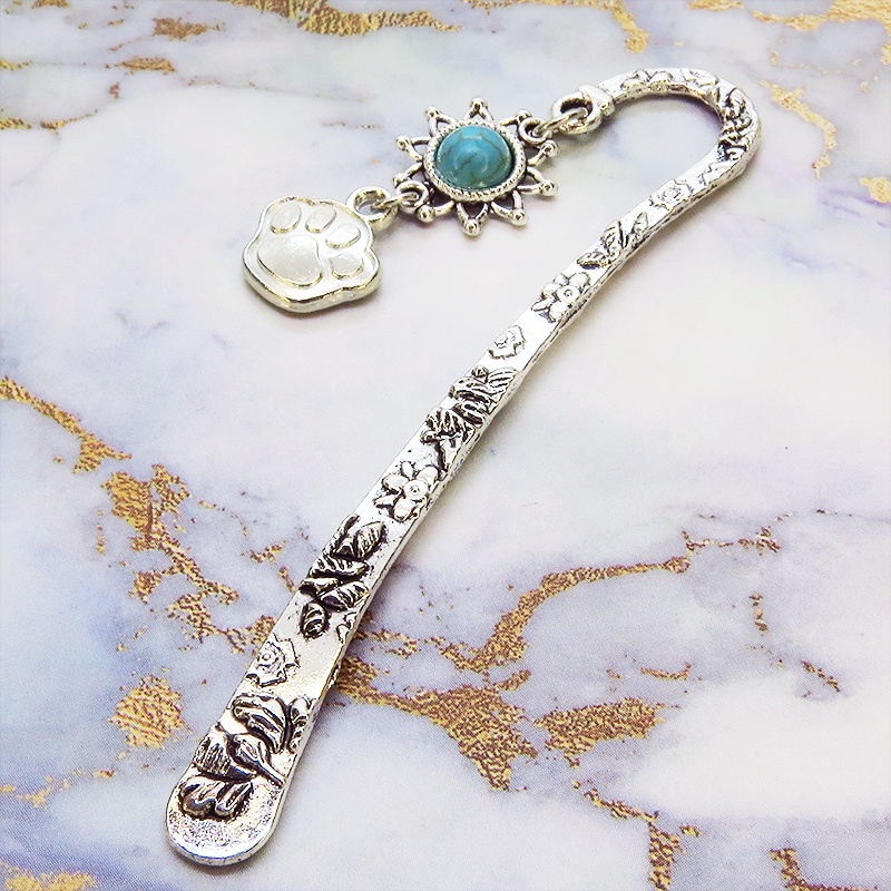 シルバーカラーの肉球とひまわりのターコイズを組合せたブックマーカー 栞 しおり 花柄模様 猫 犬