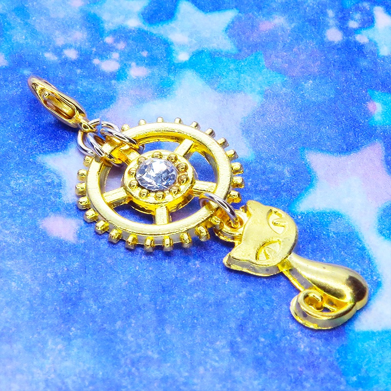 マスクチャーム 猫と大きめ歯車のチャーム ゴールドカラー スワロフスキー(クリアカラー) キーホルダー ペンダント