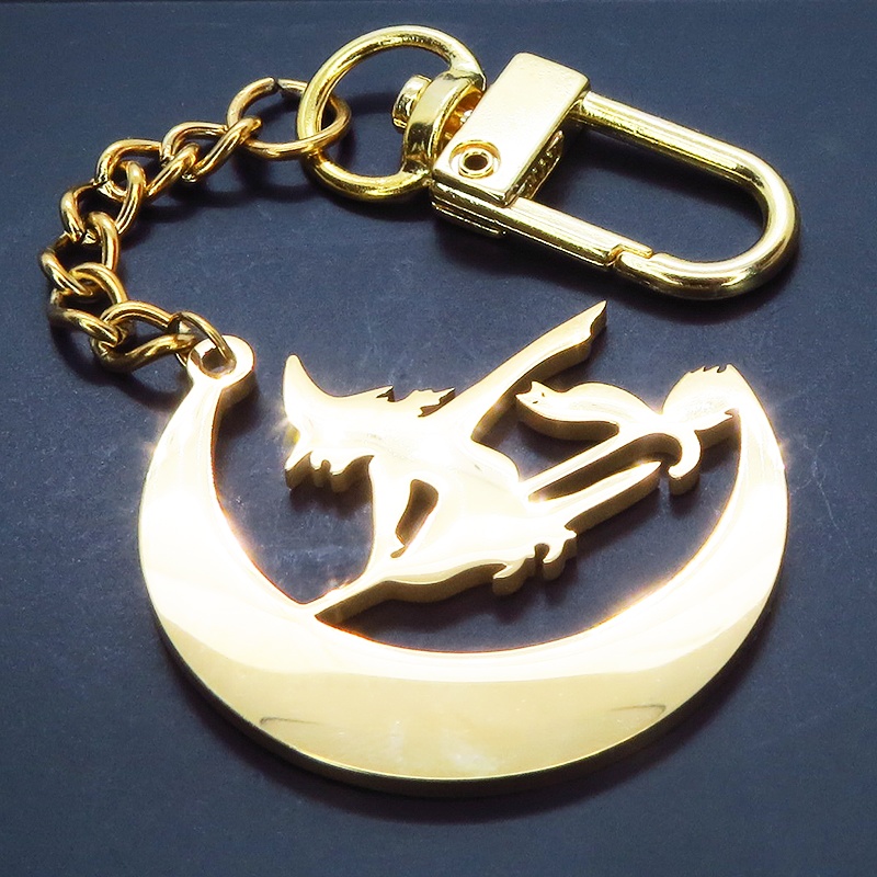 ステンレス製 ホウキにまたがる魔女と猫と三日月のキーホルダー ゴールドカラー バッグチャーム 魔法使い 猫 シルエット
