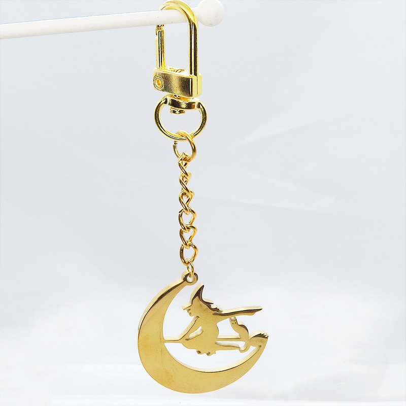 ステンレス製 ホウキにまたがる魔女と猫と三日月のキーホルダー ゴールドカラー バッグチャーム 魔法使い 猫 シルエット