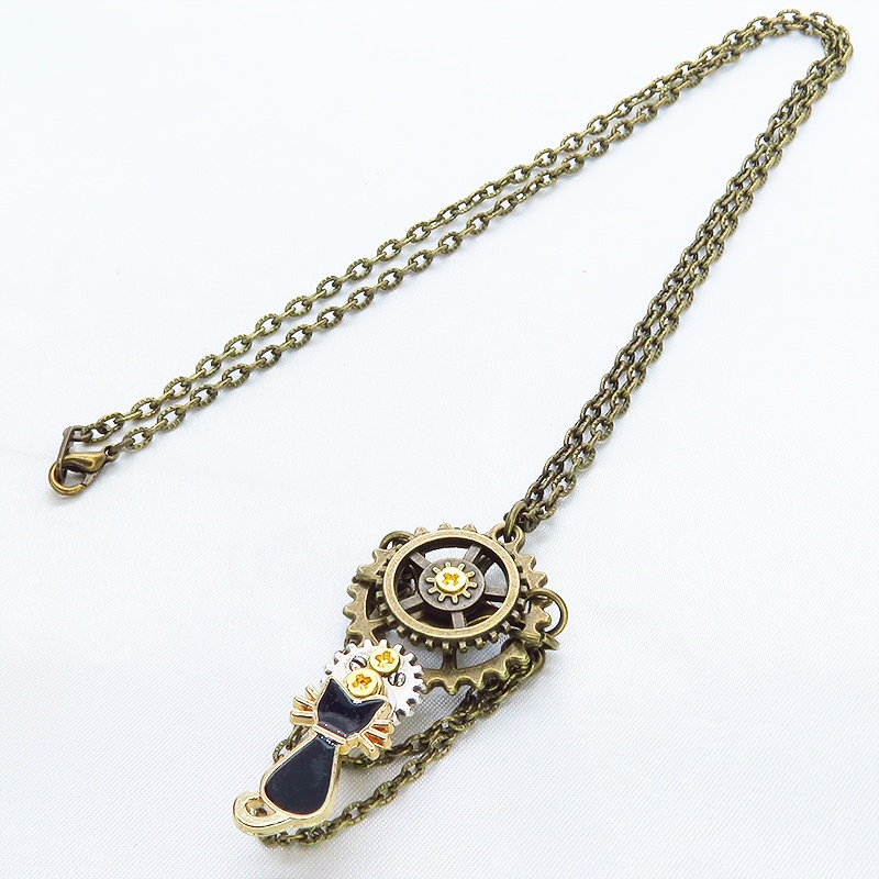 スチームパンク風 可動ギミックありの黒猫と歯車のネックレス 2連チェーン 模様付きチェーン レジン加工