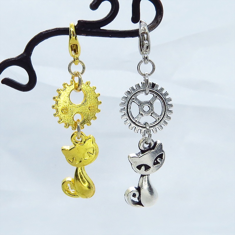 マスクチャーム 猫と歯車の可愛いチャーム 4種選択 スチームパンク風 シルバー ゴールド アンティーク マットゴールド