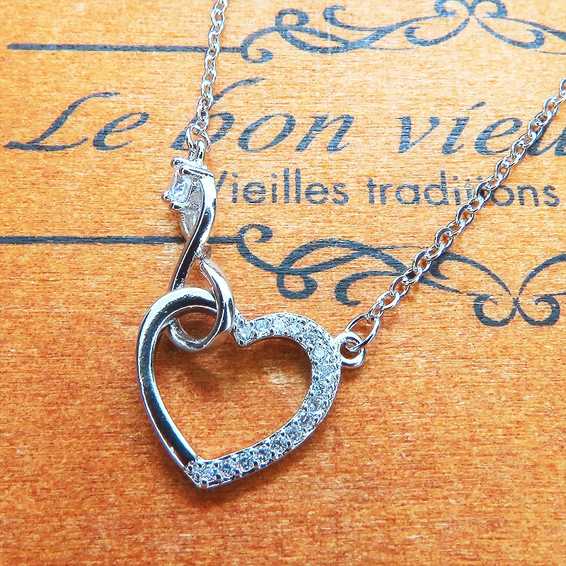 シルバー925 ハートとインフィニティ(無限)モチーフのネックレス キュービックジルコニア アジャスター付