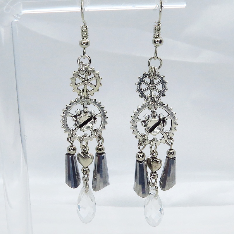 スチームパンク風シルバーカラーメタルタッセルピアス ガラス ラインストーン 歯車 ハート サージカル可