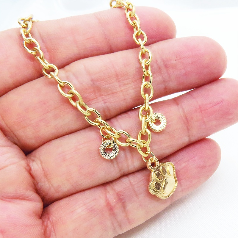 シンプルで可愛いゴールドカラーの肉球モチーフブレスレット 猫好き 犬好き