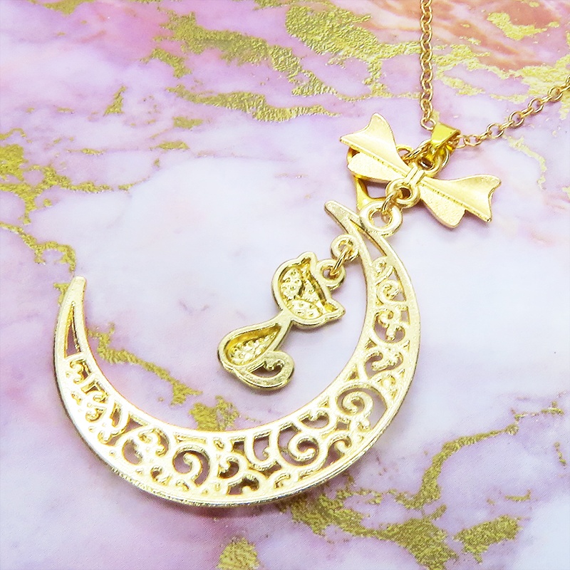 マットゴールドの猫と透かし三日月の大人可愛いネックレス ムーンネックレス リボン ハート