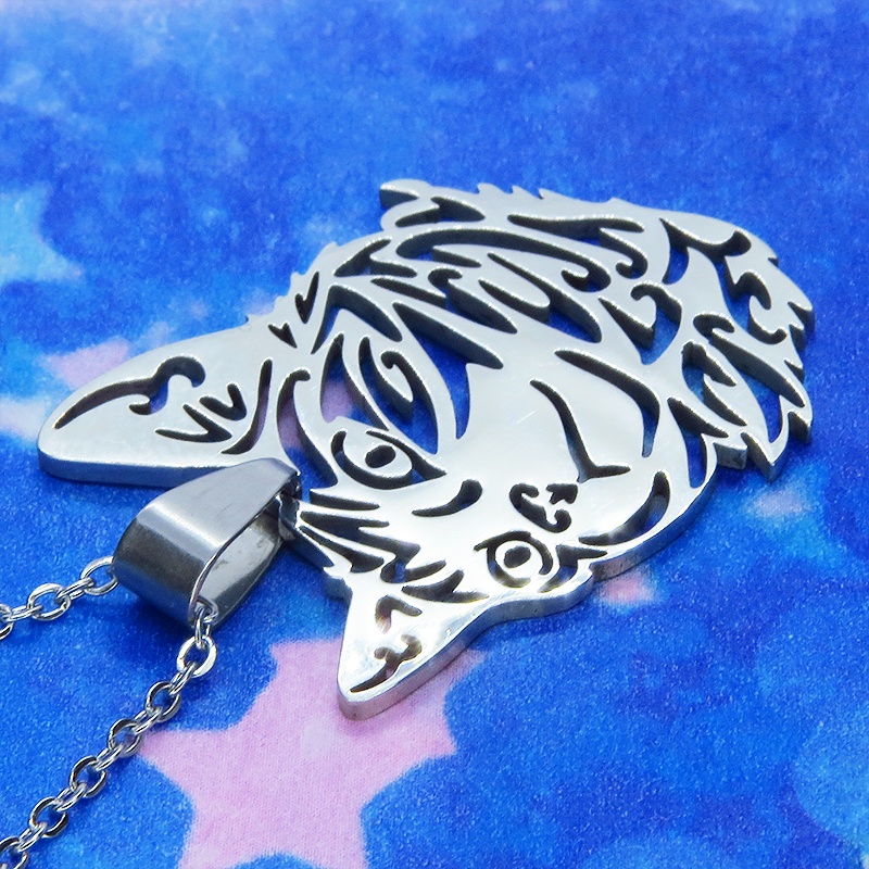 【再販×6】リアルな猫フェイスモチーフのペンダント・ネックレス ダイカット スレンレス製 メンズ レディース