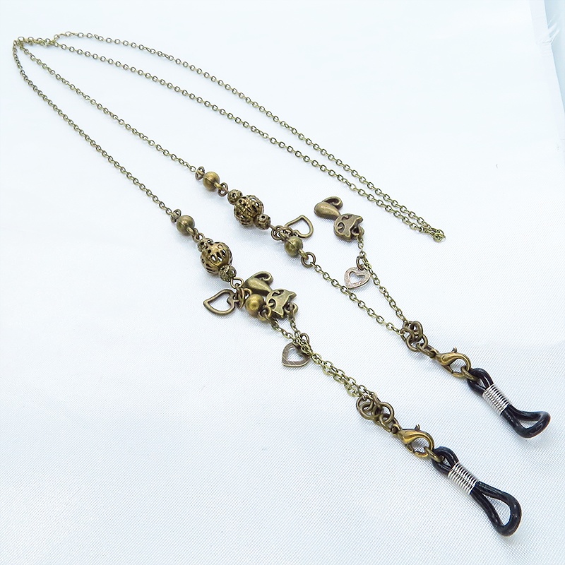 アンティークカラーの猫とメタルビーズのメガネチェーン&マスクチェーン 吊り下げ型 ハート メガネ留め