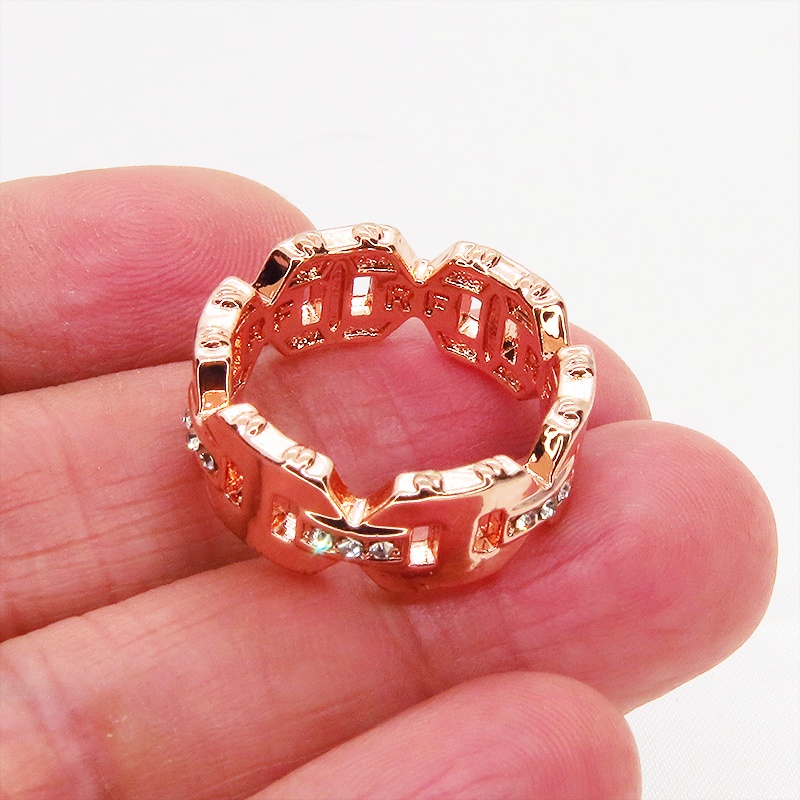 ピンクゴールドのサイバーチックなリング メンズ レディース キュービックジルコニア パンク ロック 2サイズ