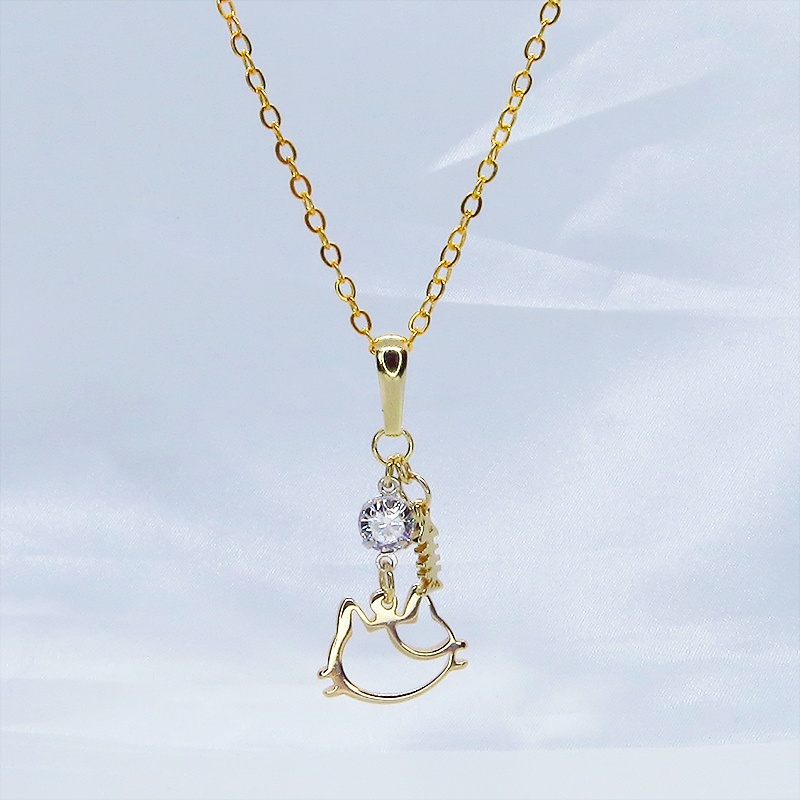 三毛猫の猫フェイスモチーフと魚のチャームの可愛いネックレス ゴールドカラー キュービックジルコニア SV925 18KGC変更可