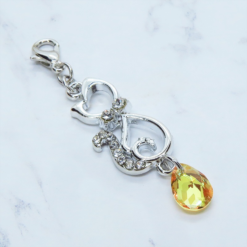 マスクチャーム ラインストーン入り猫モチーフとティアドロップクリスタル(クリスタルサン)チャーム キーホルダー