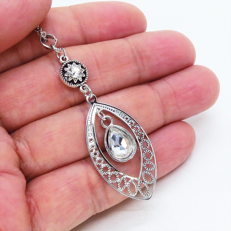 透かしアラベスク調のティアドロップ(しずく)のネックレス ガラス シルバーカラー ステンレス可 長さ調節可