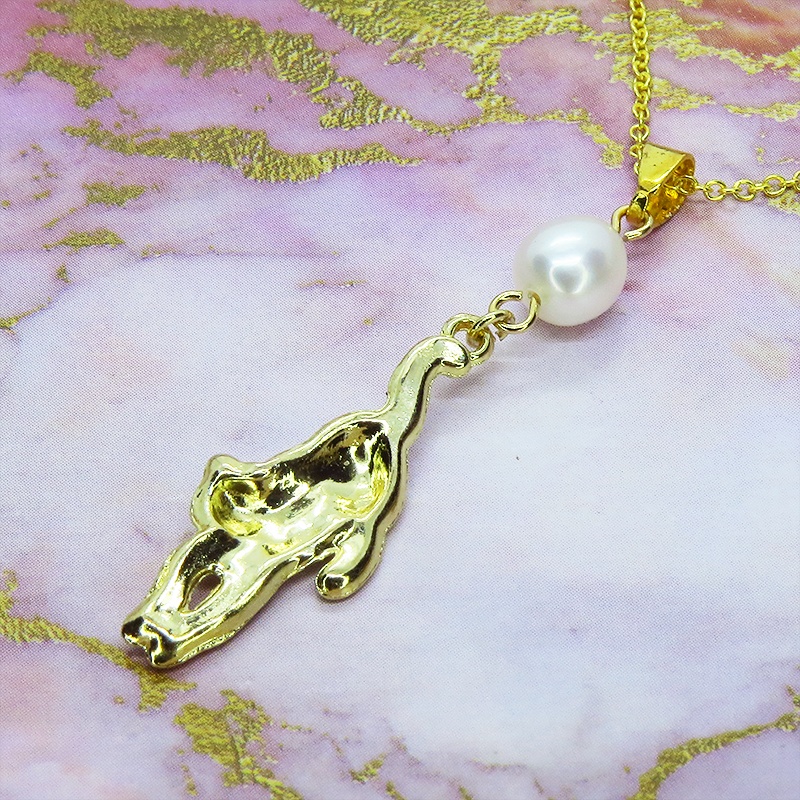 シルバー925 くつろぎ白猫と淡水パールの大人可愛いネックレス アジャスター追加可 SV925 18KGC