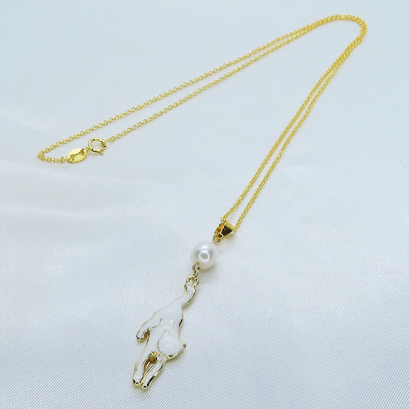 シルバー925 くつろぎ白猫と淡水パールの大人可愛いネックレス アジャスター追加可 SV925 18KGC
