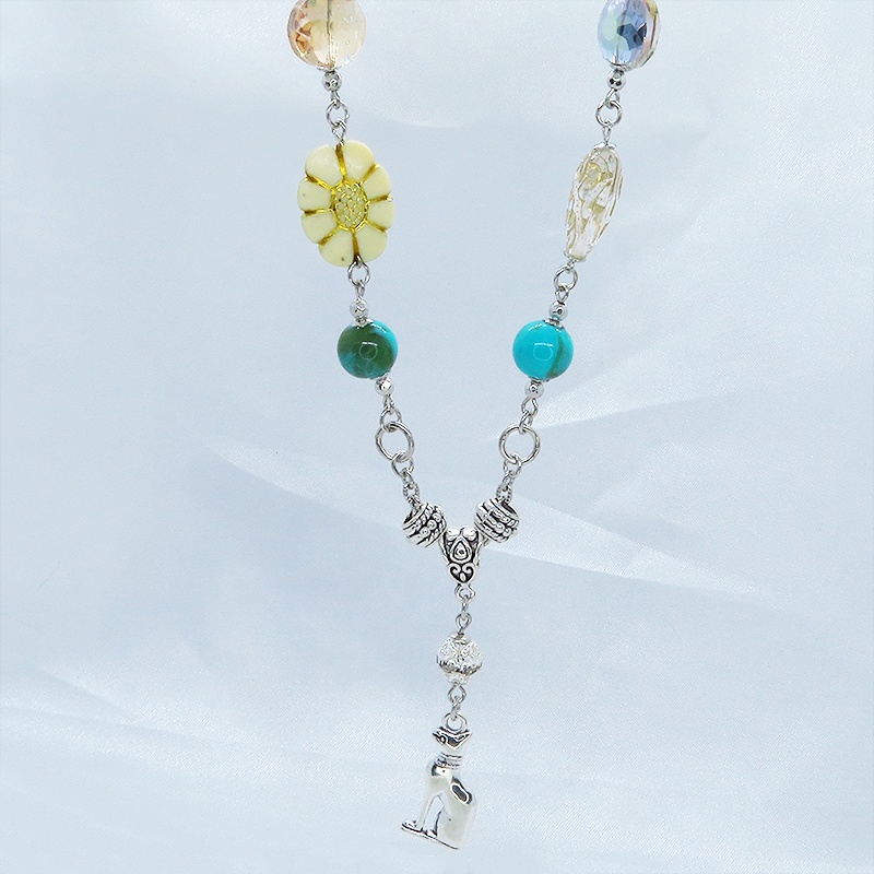 バステト オリエンタル風 ビーズを組合わせたシルバーカラーのアシンメトリー猫ネックレス アジャスター付 長さ変更可