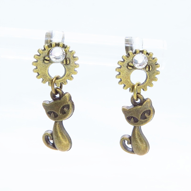 アンティークカラーの猫と歯車のスチームパンク風スタッドピアス ポストピアス クリスタルガラス