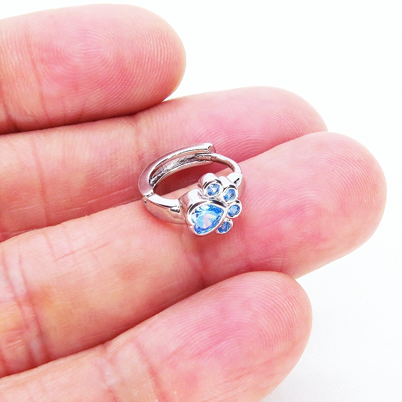 【再販3】シルバー925 ブルージルコンが輝く肉球モチーフのフープピアス リングピアス 猫 犬