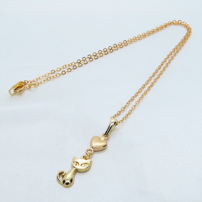 マットゴールド 猫とハートのシンプルでコンパクトな可愛いネックレス 長さ変更可