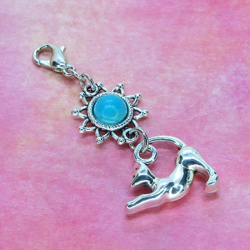 マスクチャーム のび猫とひまわりモチーフをつなげたチャーム 金具変更可 キーホルダー