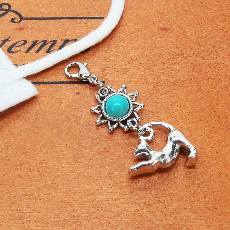 マスクチャーム のび猫とひまわりモチーフをつなげたチャーム 金具変更可 キーホルダー