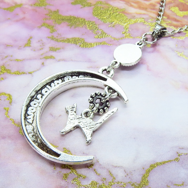 アンティークシルバー 折り紙な猫モチーフと三日月とラインストーンのネックレス SV925可 長さ変更可