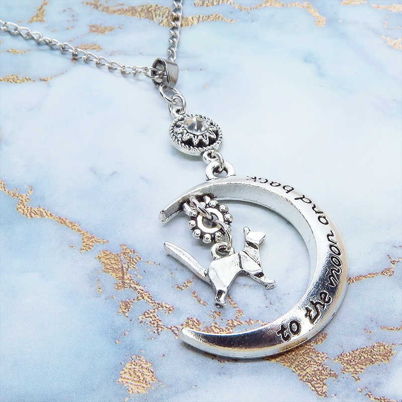 アンティークシルバー 折り紙な猫モチーフと三日月とラインストーンのネックレス SV925可 長さ変更可