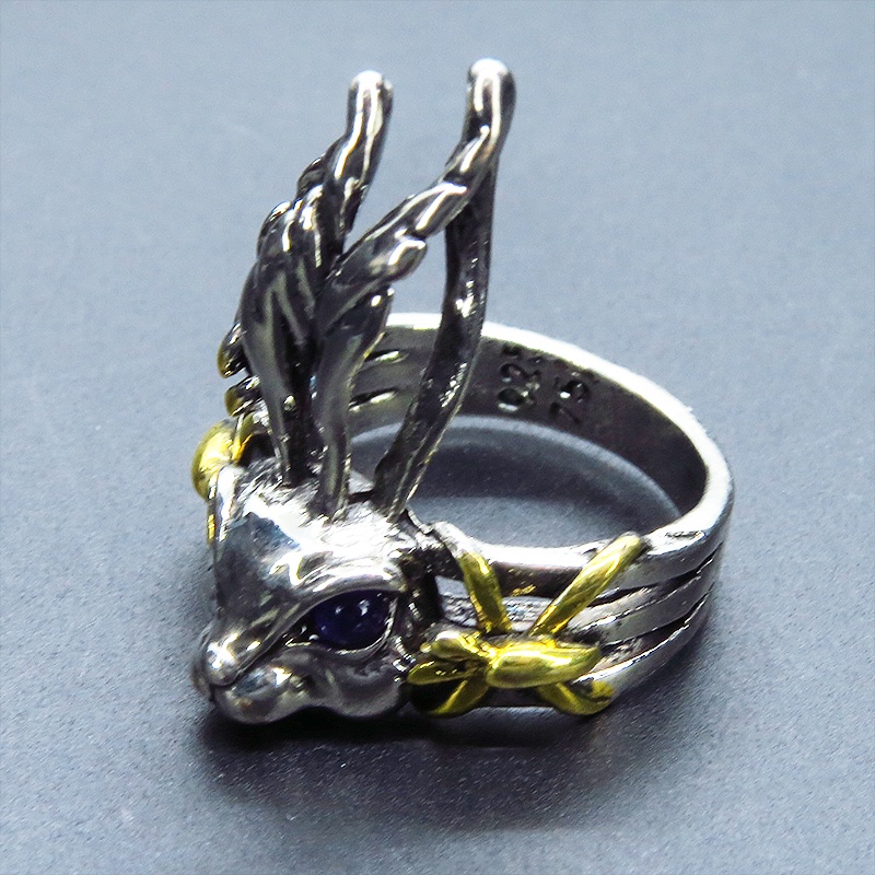 うさぎの顔をかたどったリアルなフェイスリング ラビットリング ブルージルコン 12号 16号