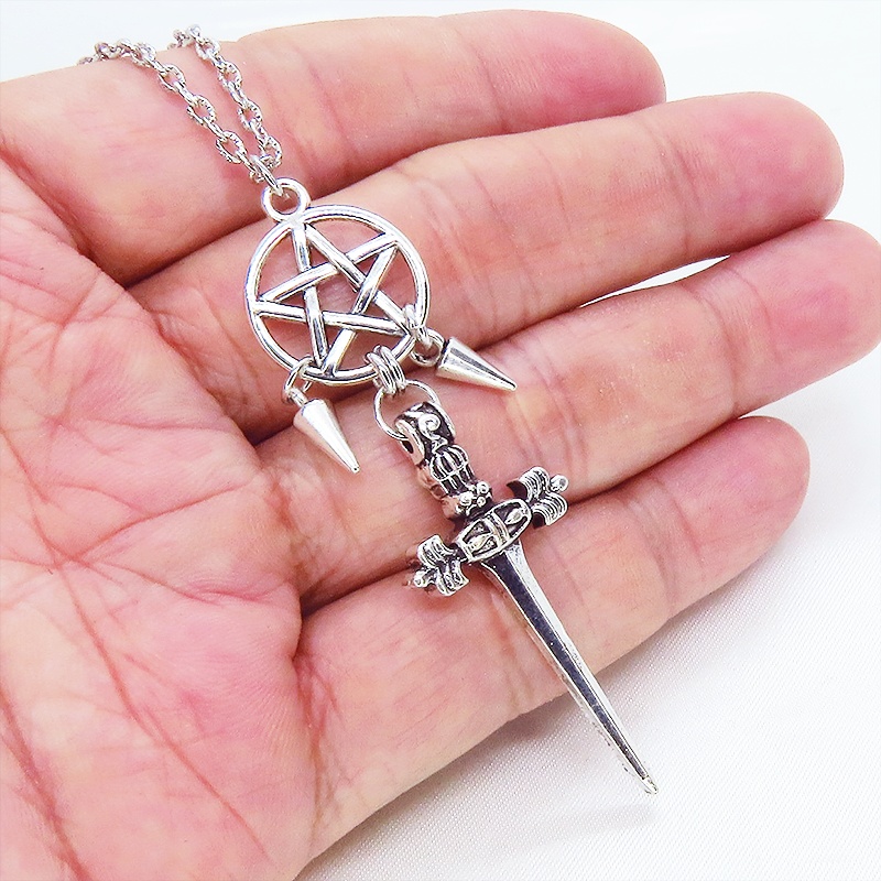アンティークシルバー ソード(剣)とペンタグラム(五芒星)のネックレス スパイク アジャスター付