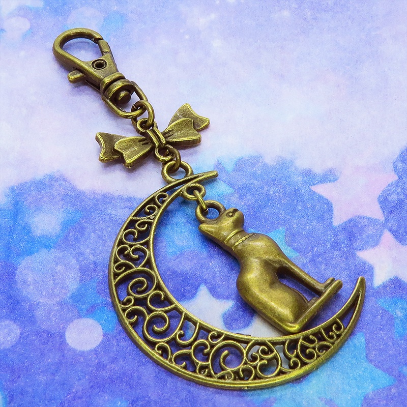 猫の神様 アンティークゴールドのバステト神と透かし三日月の大人可愛いキーホルダー ムーン リボン