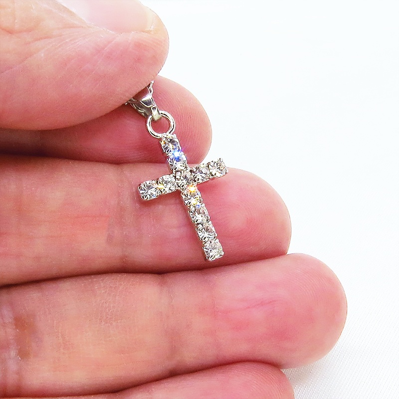 ラインストーンを使ったクロス(十字架)のコンパクトなネックレス ワンポイント 長さ変更可 SV925変更可 アジャスター追加可