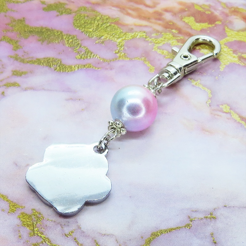 肉球とグラデーションビーズを組合せた可愛いチャームのキーホルダー バッグチャーム 猫 犬