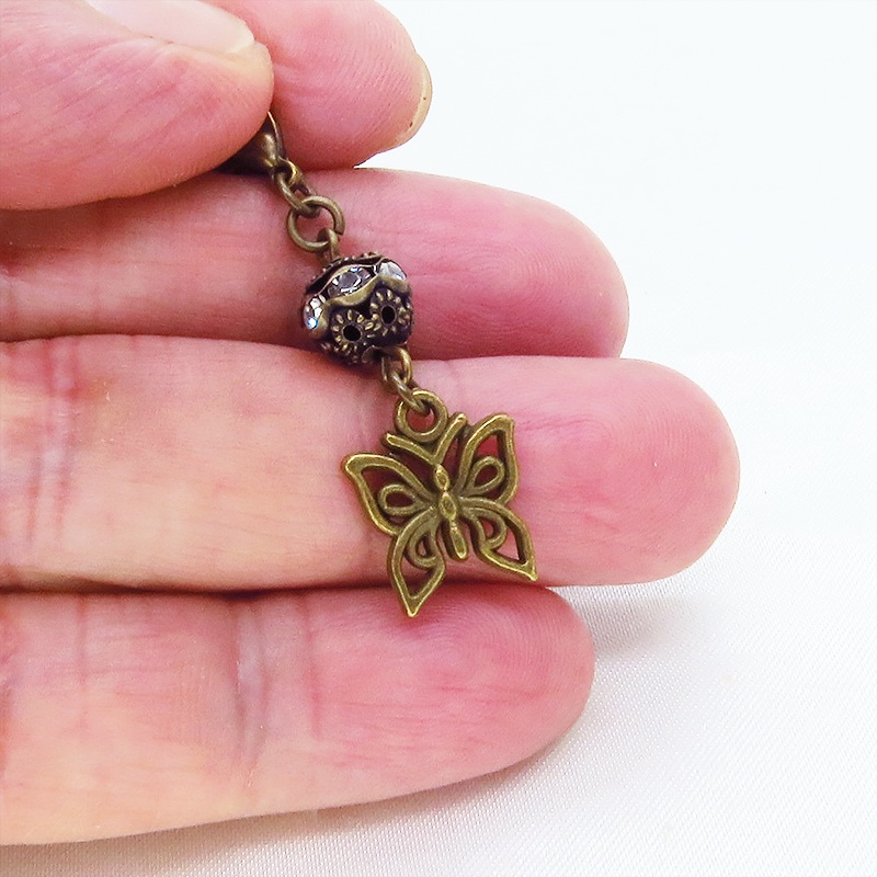 マスクチャーム アンティークゴールド 蝶とメタルビーズを組合せた可愛いチャーム 蝶々バタフライ ラインストーン