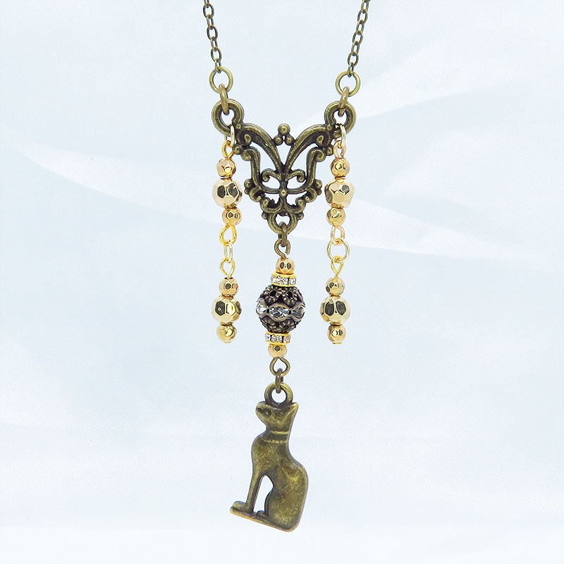 バステト 猫の女神 アンティークゴールド オリエンタル調メタルビーズをつり下げたネックレス 古代エジプト 長さ変更可