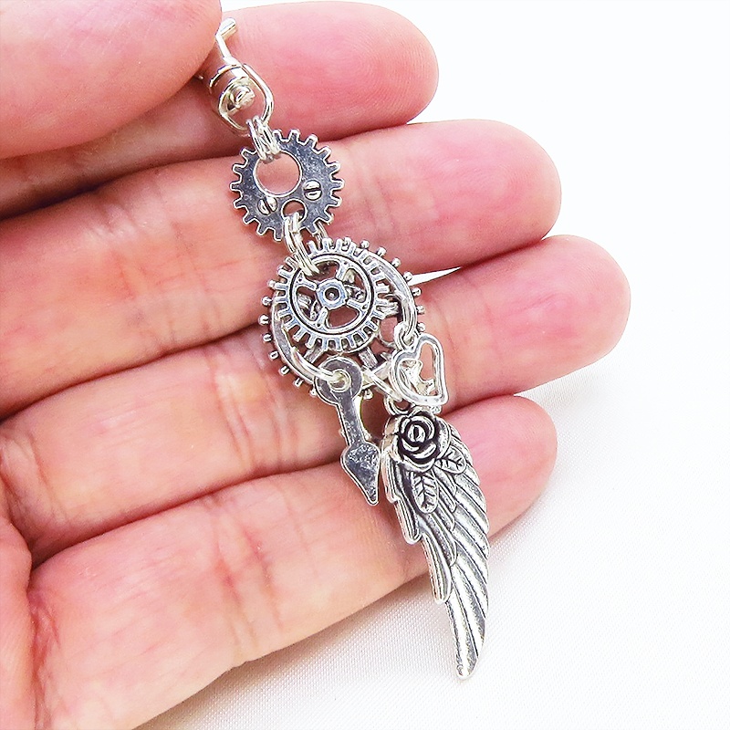 アンティークシルバー 翼(ウィング)と歯車を組合せたスチームパンク風キーホルダー ハート