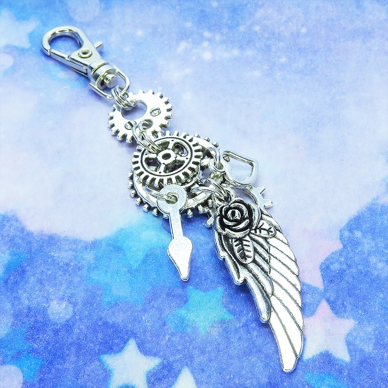 アンティークシルバー 翼(ウィング)と歯車を組合せたスチームパンク風キーホルダー ハート