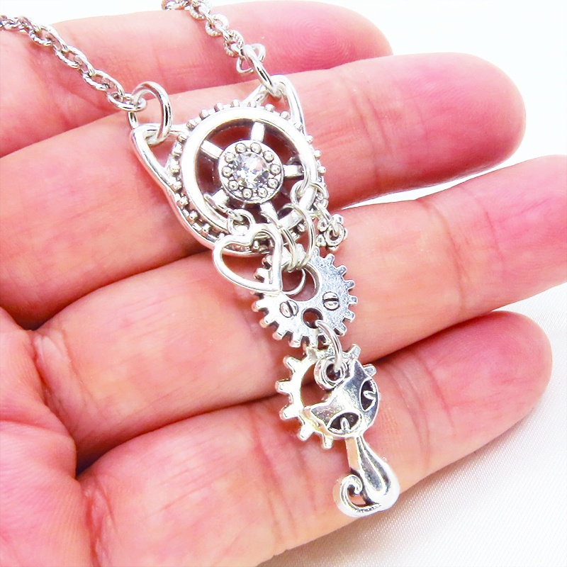 アンティークシルバー 猫と猫耳歯車のスチームパンク風ネックレス スワロフスキー アジャスター付 長さ変更可