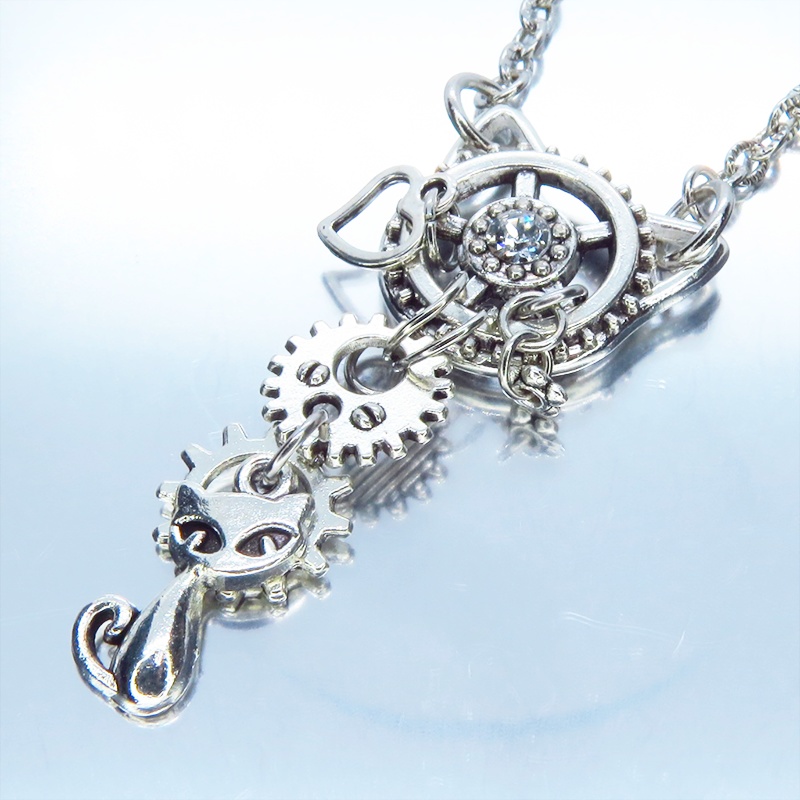 アンティークシルバー 猫と猫耳歯車のスチームパンク風ネックレス スワロフスキー アジャスター付 長さ変更可