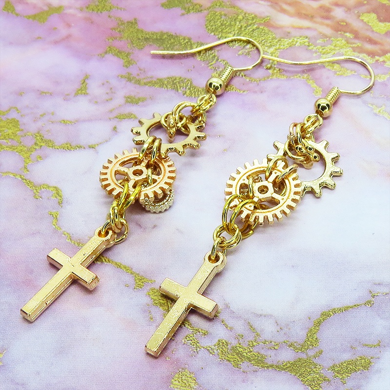 マットゴールド ロザリオ(十字架)と歯車を組合せたピアス スチームパンク風 コンパクト サージカル可