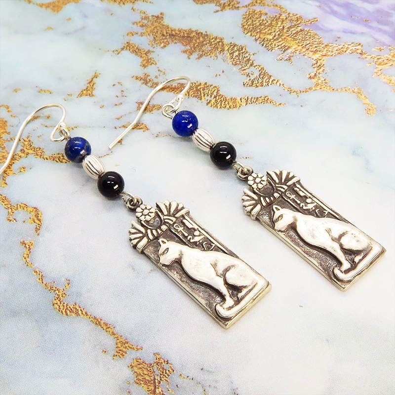 プレート タグ フックピアス 猫の女神バステト 古代エジプト シルバー925 ラピスラズリ オニキス