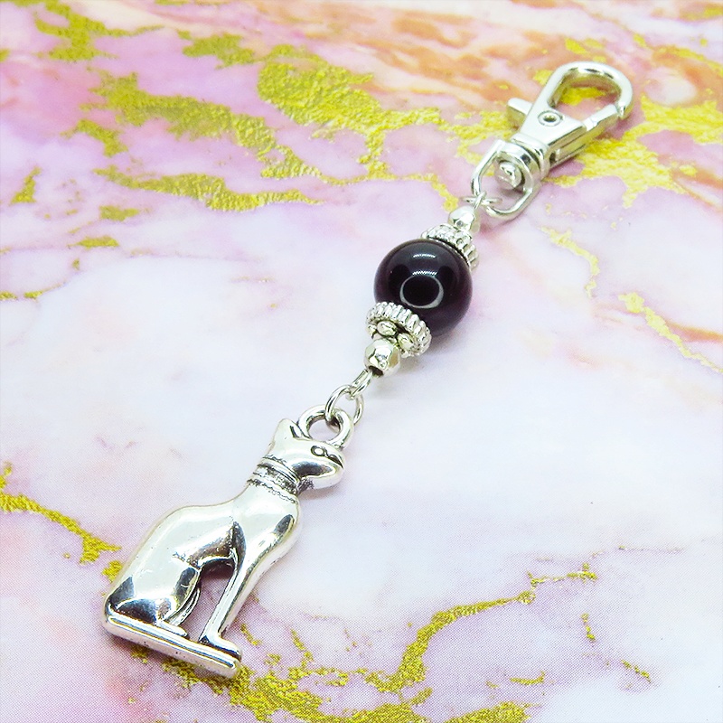 バステト 猫の女神 アンティークシルバー オニキスと組合せたオリエンタル調キーホルダー バッグチャーム