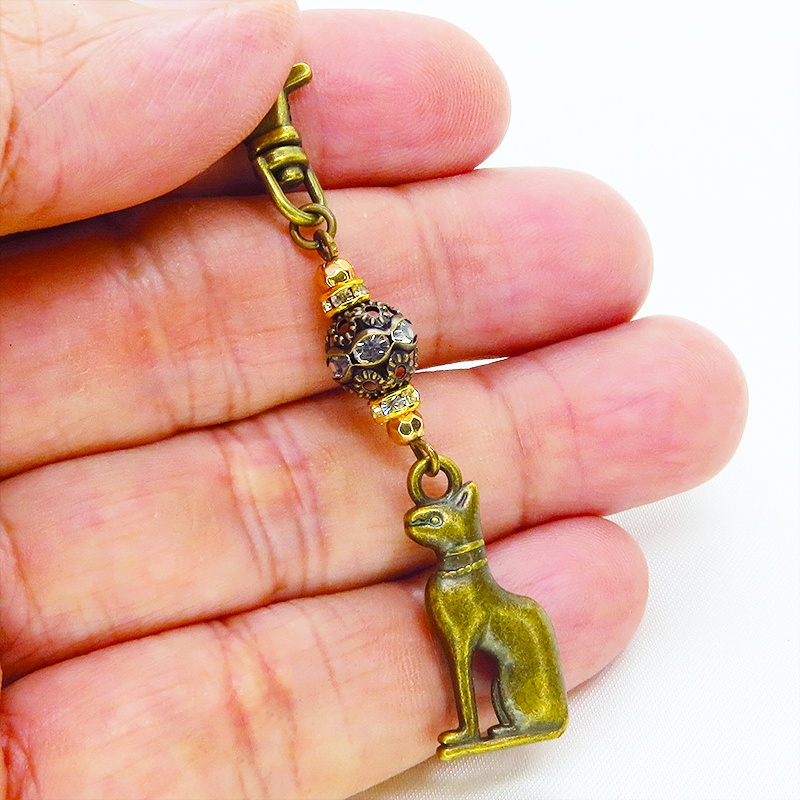 バステト 猫の女神 アンティークゴールド メタルチャームと組合せたオリエンタル調キーホルダー バッグチャーム