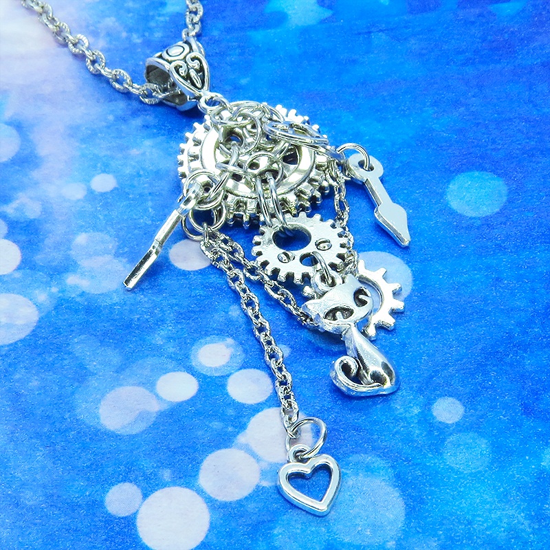 アンティークシルバー 猫と歯車・チェーンのスチームパンク風ネックレス ハート アジャスター付 長さ変更可