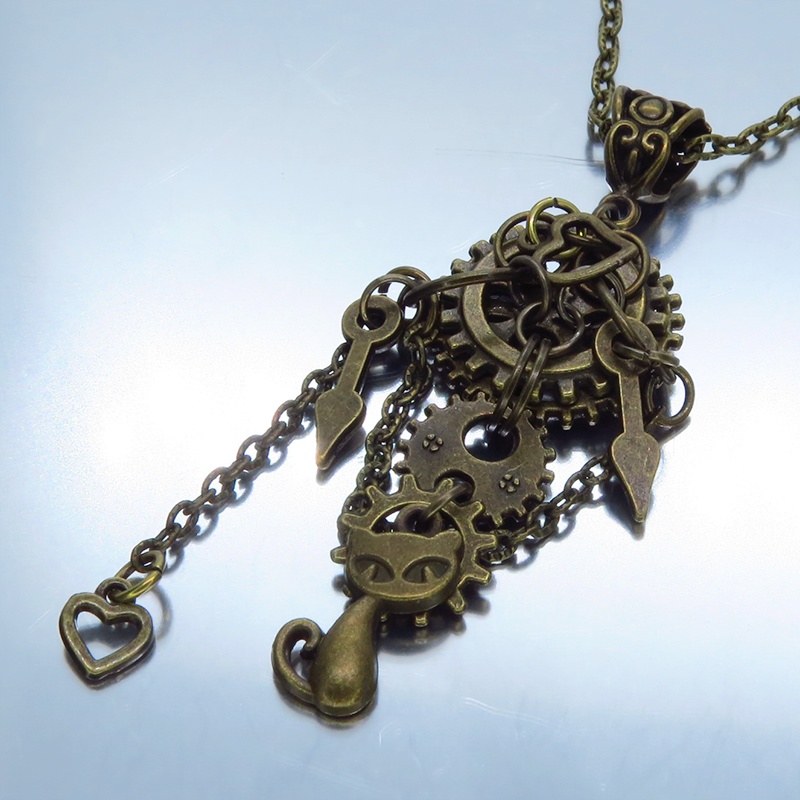 アンティークゴールド 猫と歯車・チェーンのスチームパンク風ネックレス ハート アジャスター付 長さ変更可