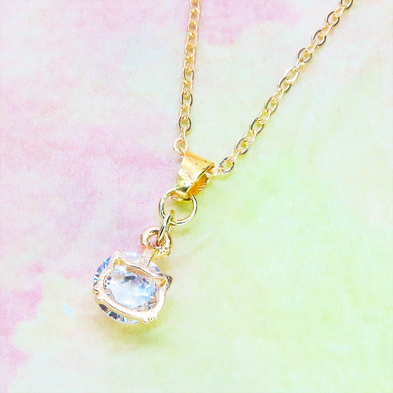 マットゴールドの猫フェイスフレームのキュービックジルコニアのワンポイントネックレス 長さ変更可 アジャスター可