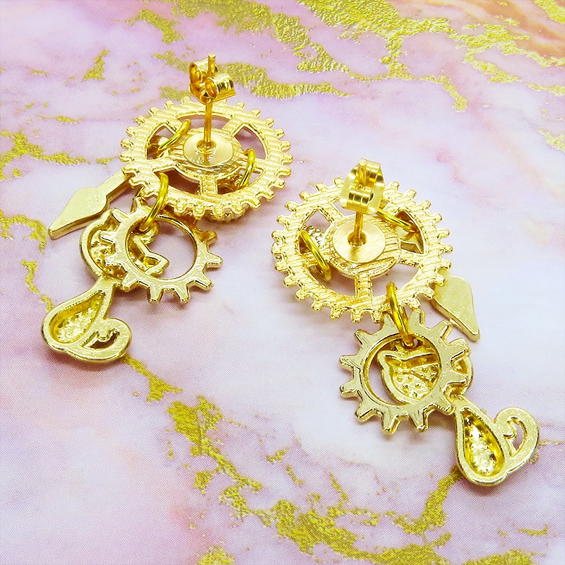 マットゴールド 猫と歯車のスチームパンク風スタッドピアス 時計の針 ミドルレンジ 多層 ポストピアス